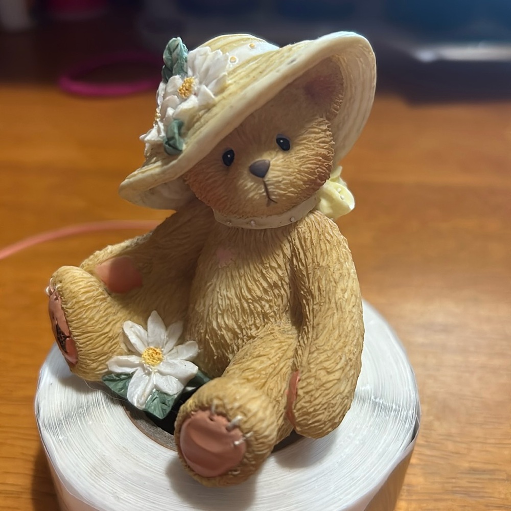 Cherished Teddy - Picture 1 of 2